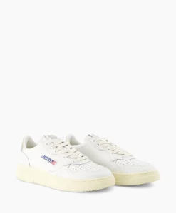 Autry Sneaker Medalist Low Wom Goud*Dames Sneakers