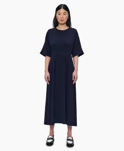 Zenggi Maxi Jurk Flowy Waisted Donker Blauw*Dames Jurken